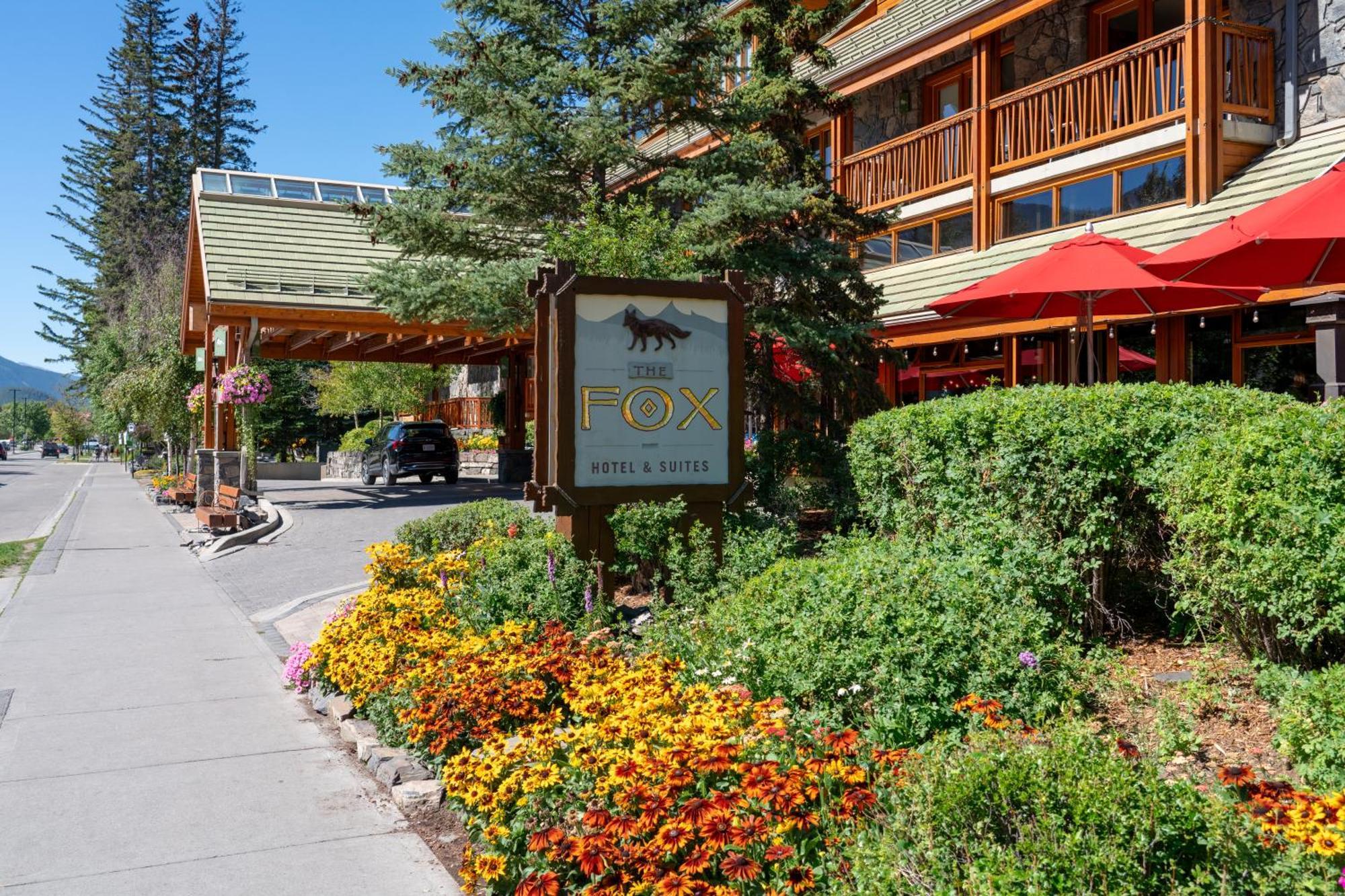 Fox Hotel And Suites Banff Bagian luar foto